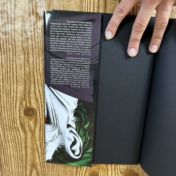 DC Comics Batman Hardcover Comic Book The Killing Joke The Deluxe Edition - Picture 4 of 6